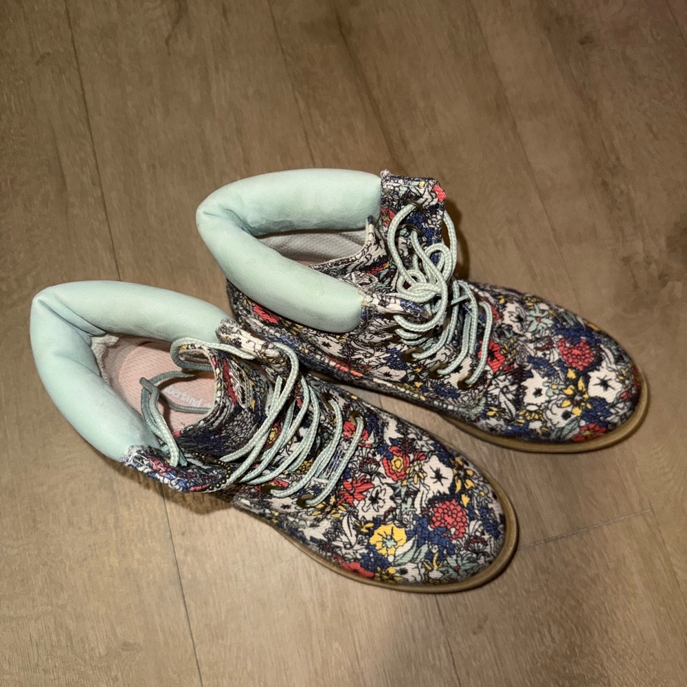 Timberlands - image 4